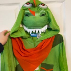 Men’s XL fortnite Dragon costume brand